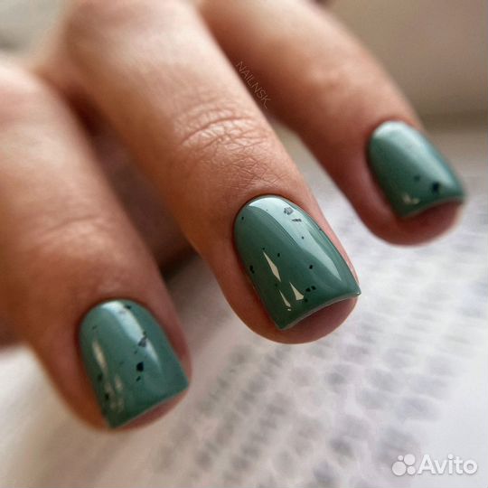 Модель на маникюр с покрытием