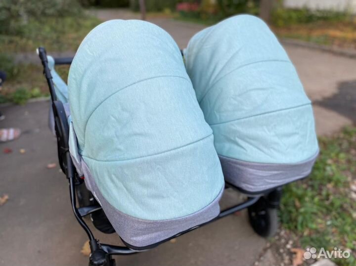Коляска для двойни