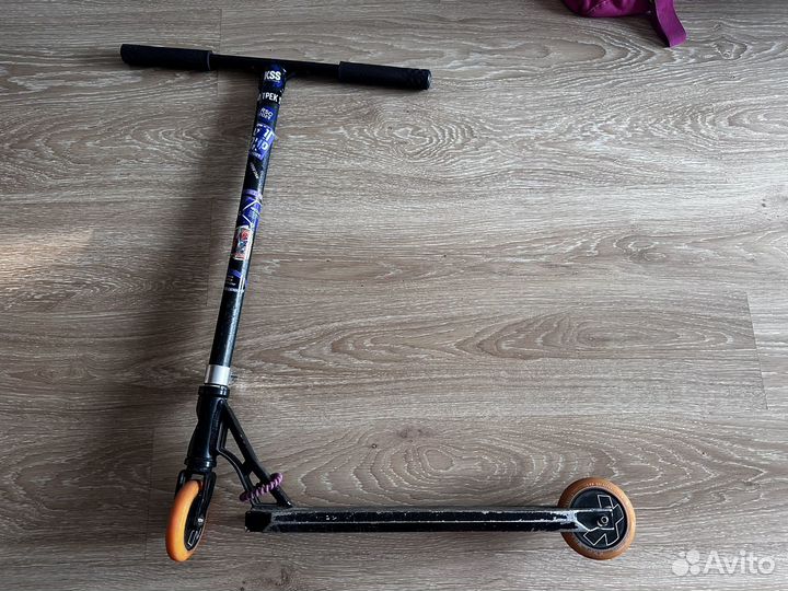 Трюковой самокат кастом парк