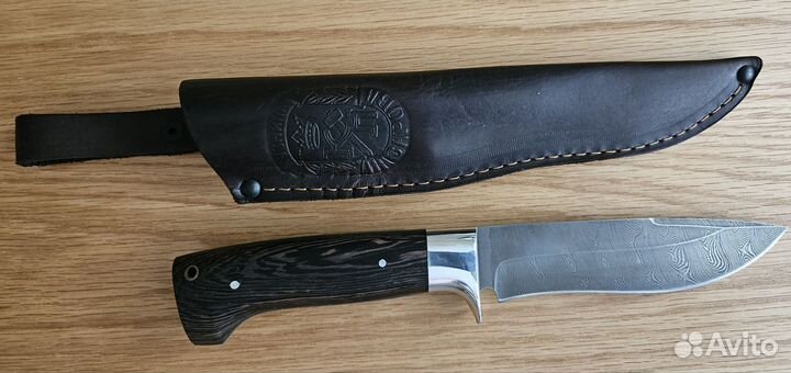 Цельнометалический нож из дамаской стали