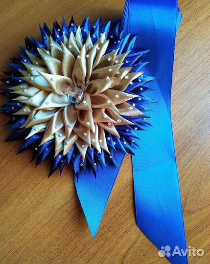 Бант на выписку ручная работа (новый )