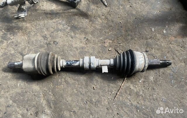 Привод передний левый АКПП Nissan Almera Classic B