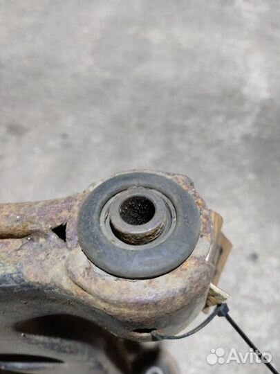 Рычаг передний Opel Vectra B 1995-2002