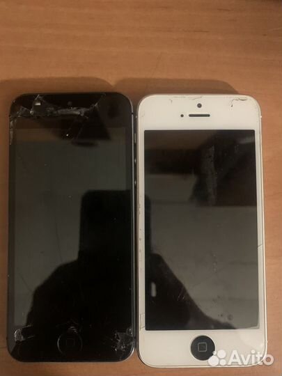 iPhone 5S, 64 ГБ