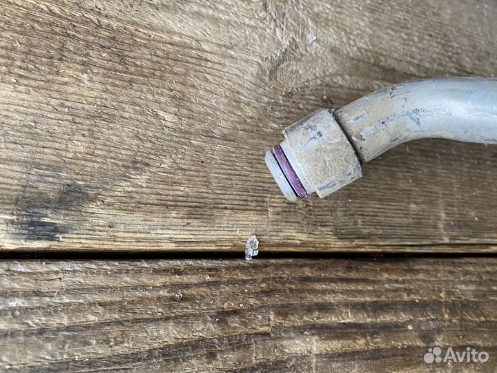 Трубки кондиционера Skoda Octavia Tour 1,6 BFQ