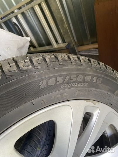 Michelin X-Ice XI3 245/50 R18