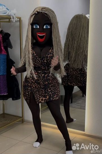 Шуточный стриптиз, Мулатка на праздник