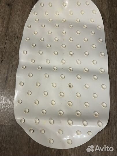 Коврик для ванной противоскользящий