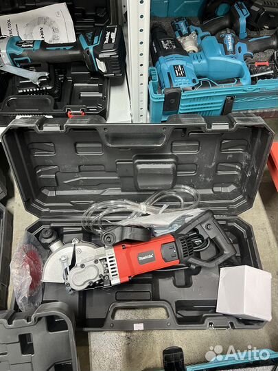 Штроборез makita