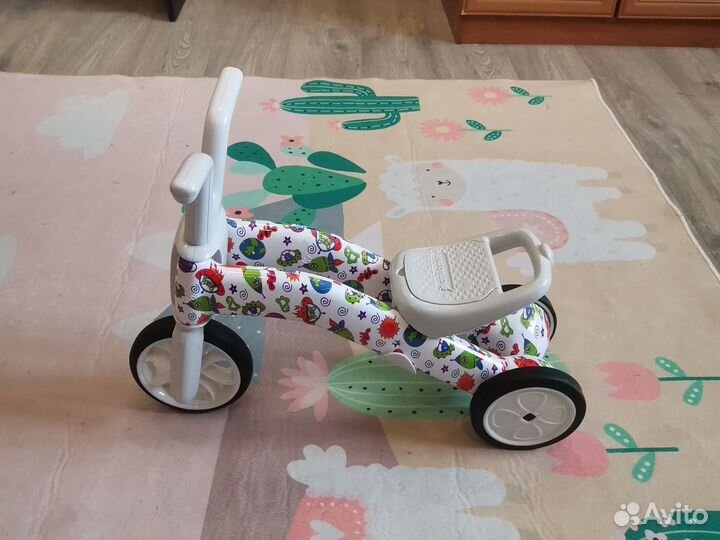 Детский 2-3х колёсный беговел-трансформер