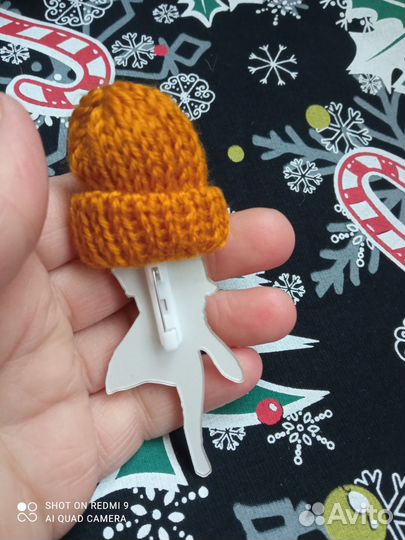 Брошь Значок Новый