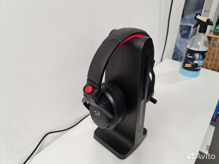 Игровые наушники беспроводные Redragon Nomen