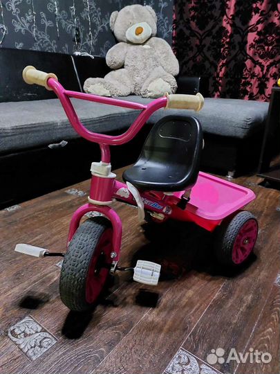Детский трехколесный велосипед
