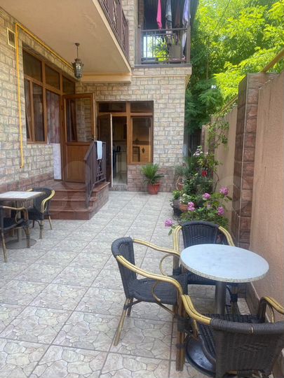 Комната 20 м², 1/3 эт.