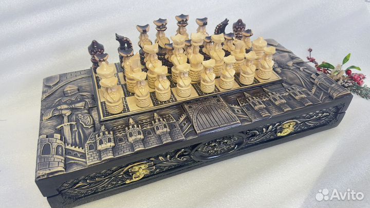 Шахматы нарды шашки 3 в 1 ручная работа