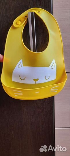 Нагрудник силиконовый