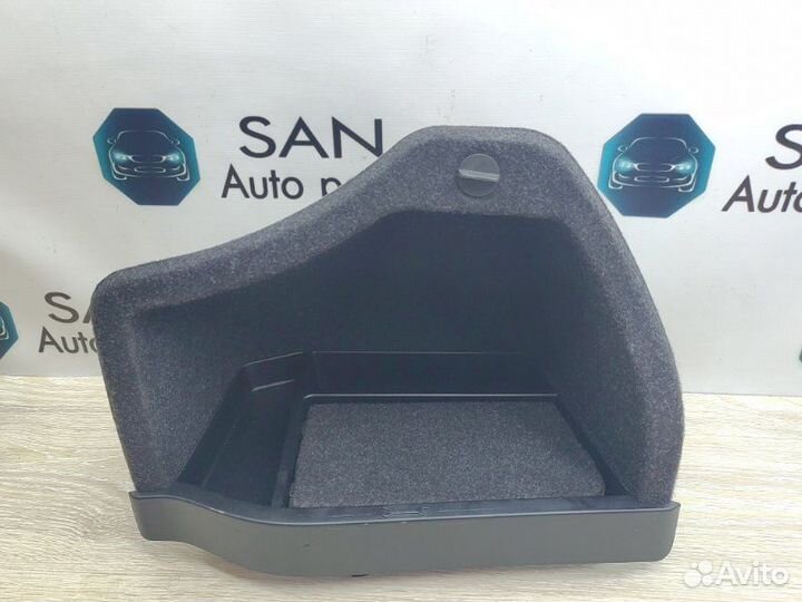 Ящик для инструментов Bmw 3 F30 N47D20 2013