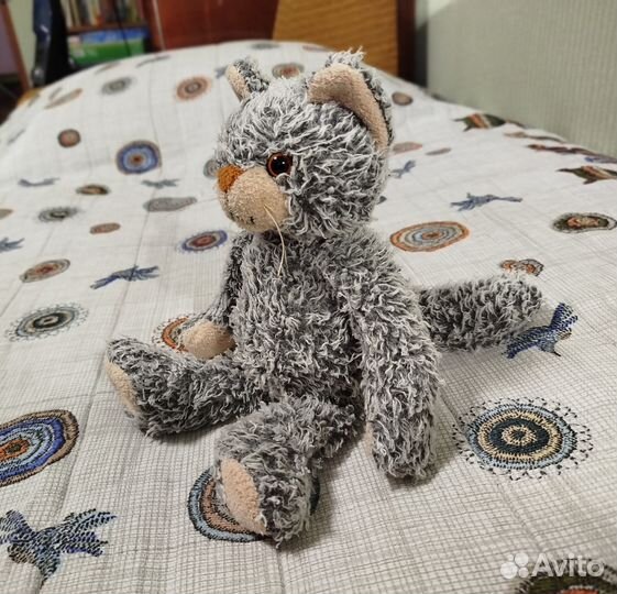 Интерьерная игрушка кошка