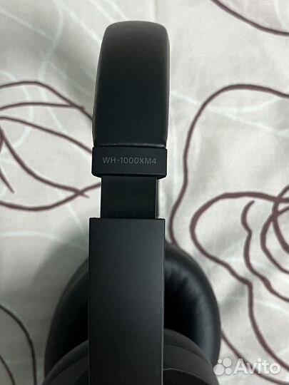 Sony WH-1000XM4