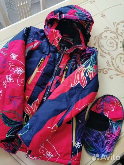 Горнолыжная куртка женская 40-42