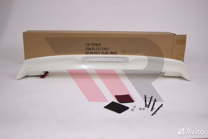 Спойлер Toyota Land Cruiser Prado 120 Белый