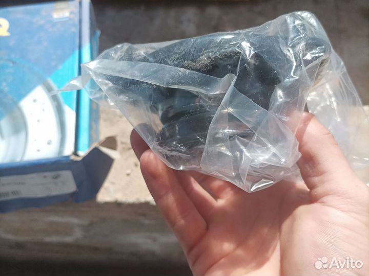 Пружины акцент