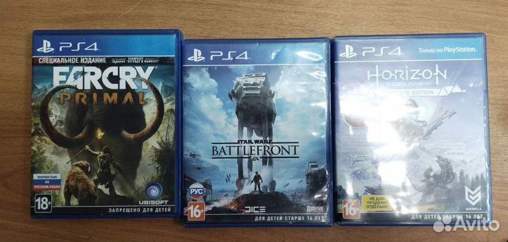 Sony Playstation 4 PRO + 2 геймпада + Док. станция