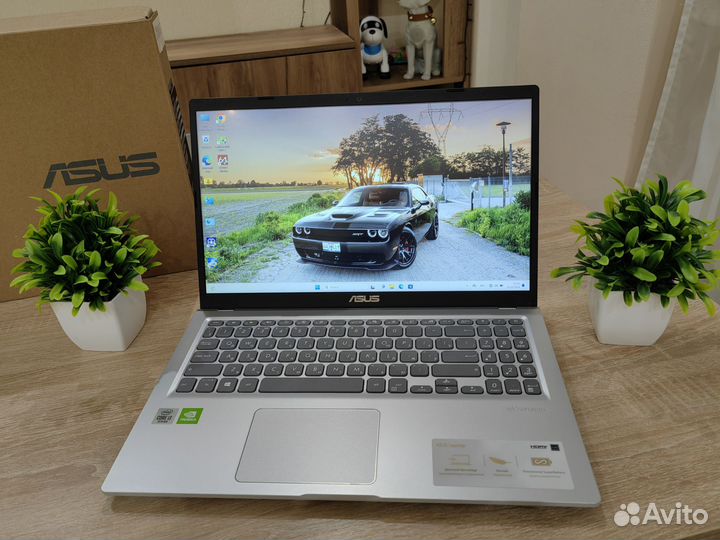 Ноутбук Asus новый
