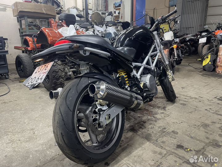 Ducati monster 800 io