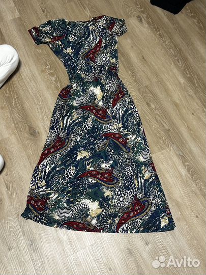 Платье женское