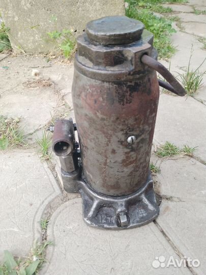 Домкрат 12 тонн