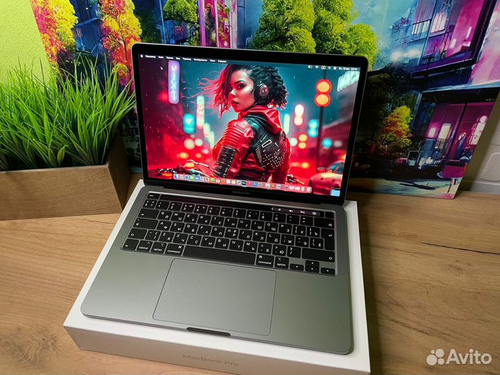 Macbook pro 13 2020 i7 32gb 500gb Топовый