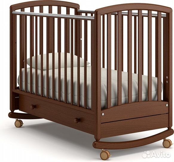 Детская кроватка качалка
