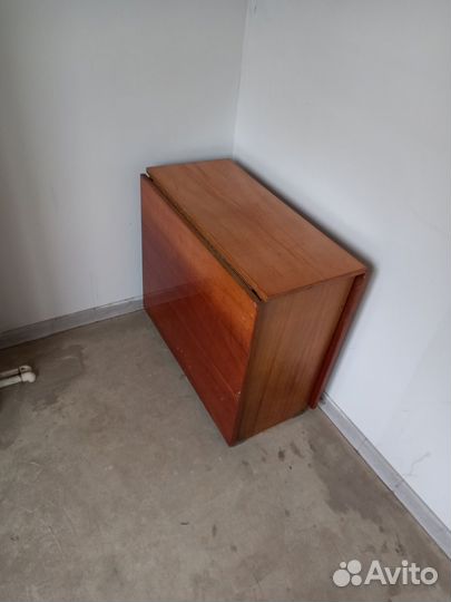Стол-книжка