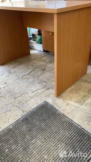 Компьютерный стол