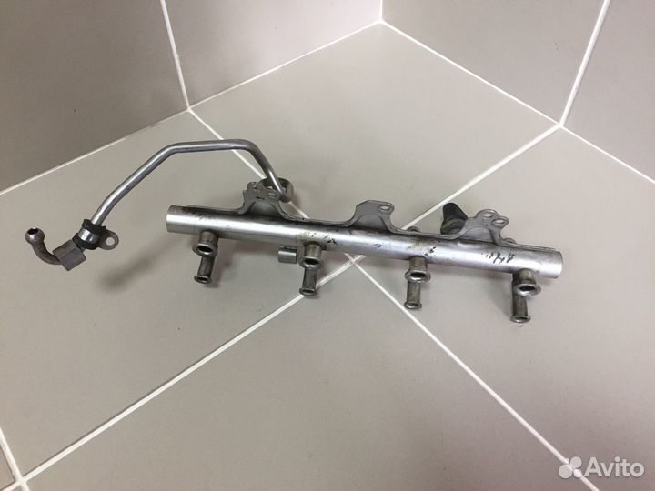 Рейка топливная (рампа) VAG 06J133317M