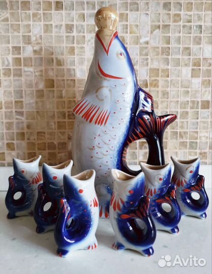 Графин, штоф рыба с рюмками. Набор 