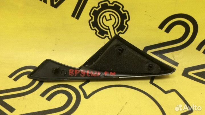 Уголок двери (внешний) правый Subaru Outback BP9