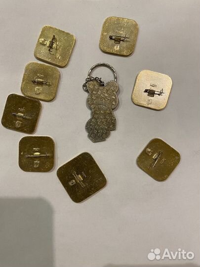 Значки олимпиада 80