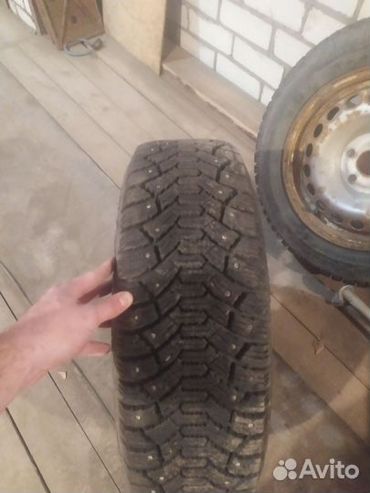 В сборе штампы r15 и покрышки Nordway 195/65 R15