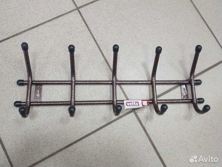 Вешалка настенная