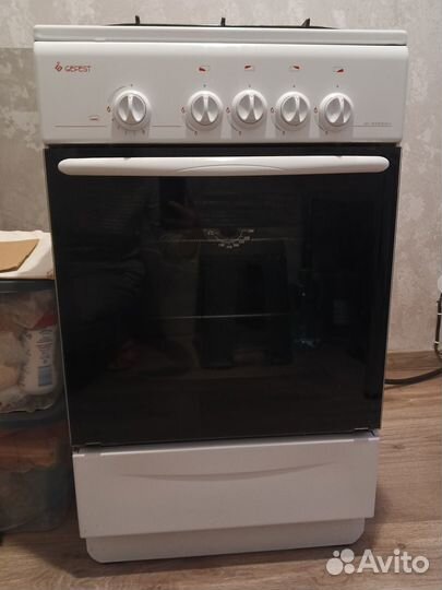 Продам газовую плиту