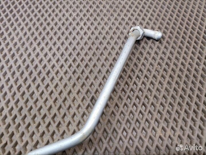 Трубка охлаждения АКПП Audi A8 4E 2004