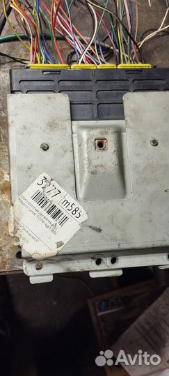 Блок управления двигателем Mitsubishi Lancer 9