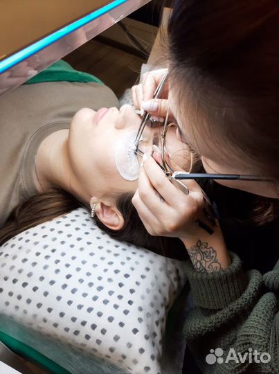 Курсы по наращиванию ресниц обучение лешмейкеров