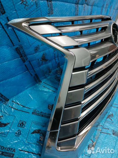 Лексус лх Решетка радиатора Оригинал отл 15-21