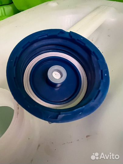 Канистра пластиковая