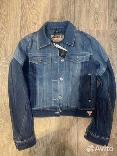 Джинсовая куртка