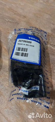 Крепление задних парктроников volvo s40,c30,v50,c7