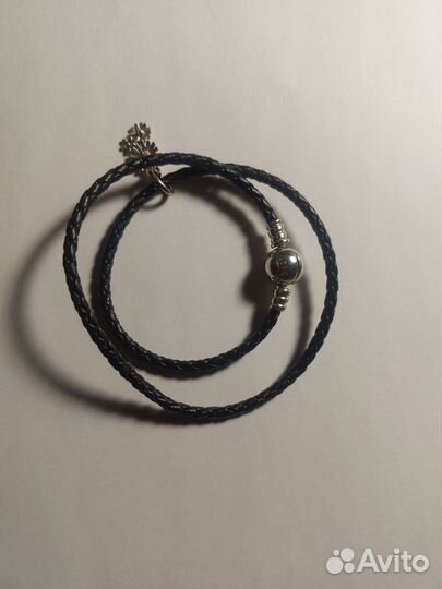 Кожаный браслет pandora